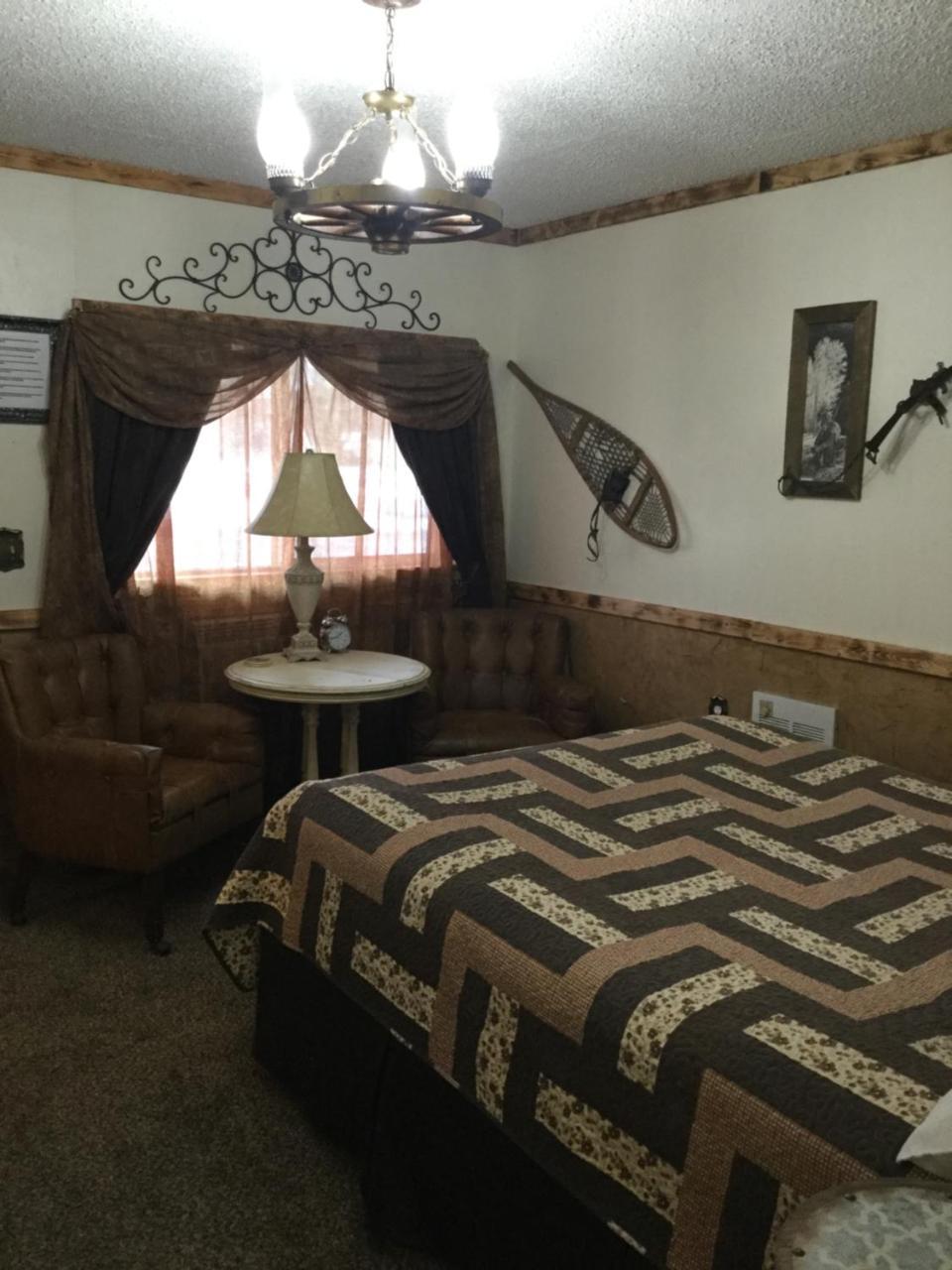 Black Bear Motel Davenport Zewnętrze zdjęcie