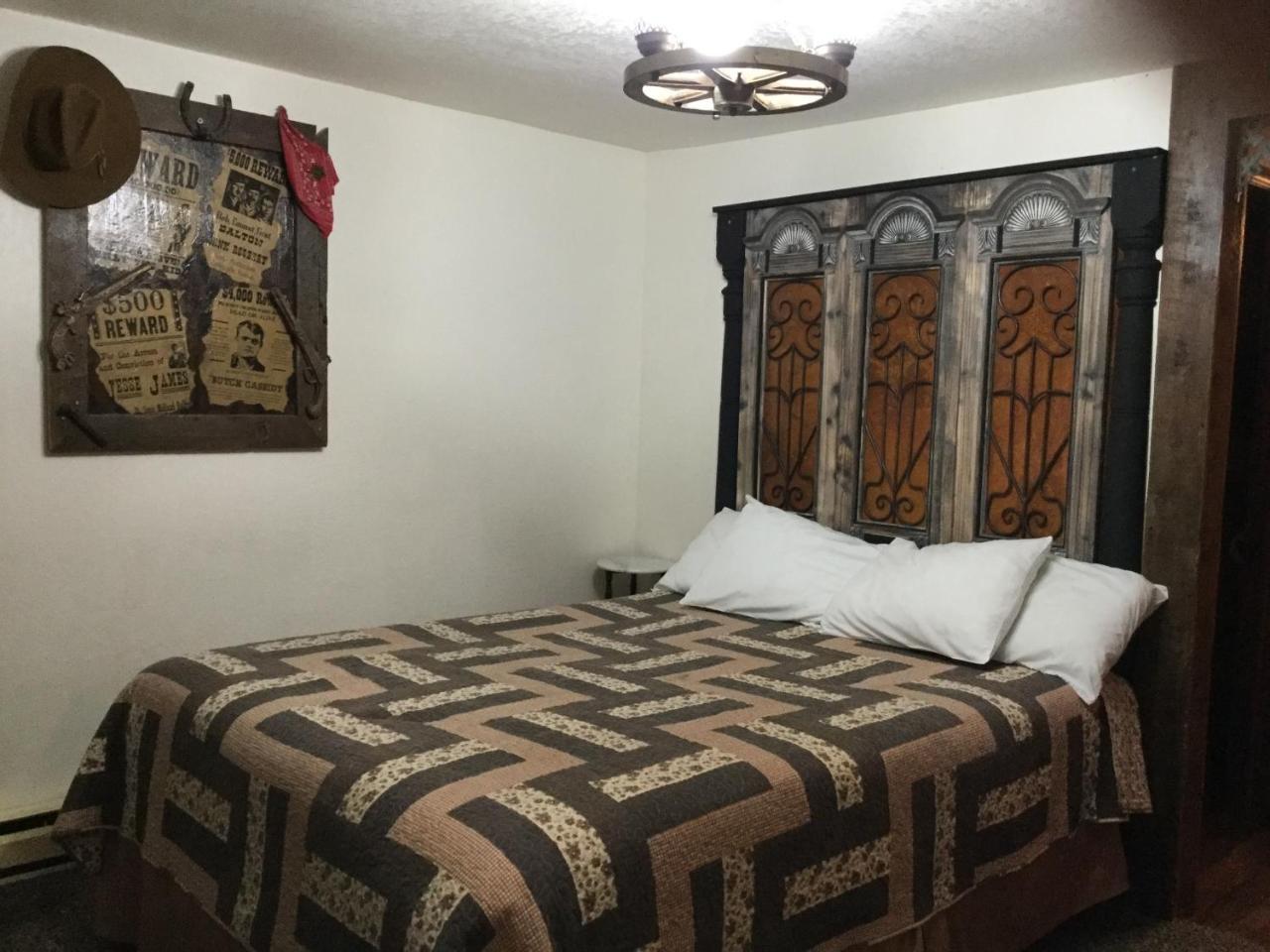 Black Bear Motel Davenport Zewnętrze zdjęcie