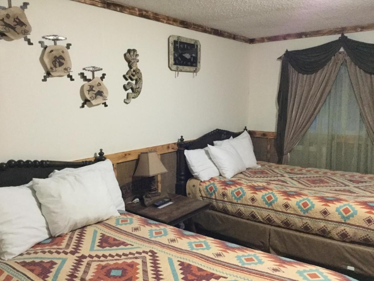 Black Bear Motel Davenport Zewnętrze zdjęcie