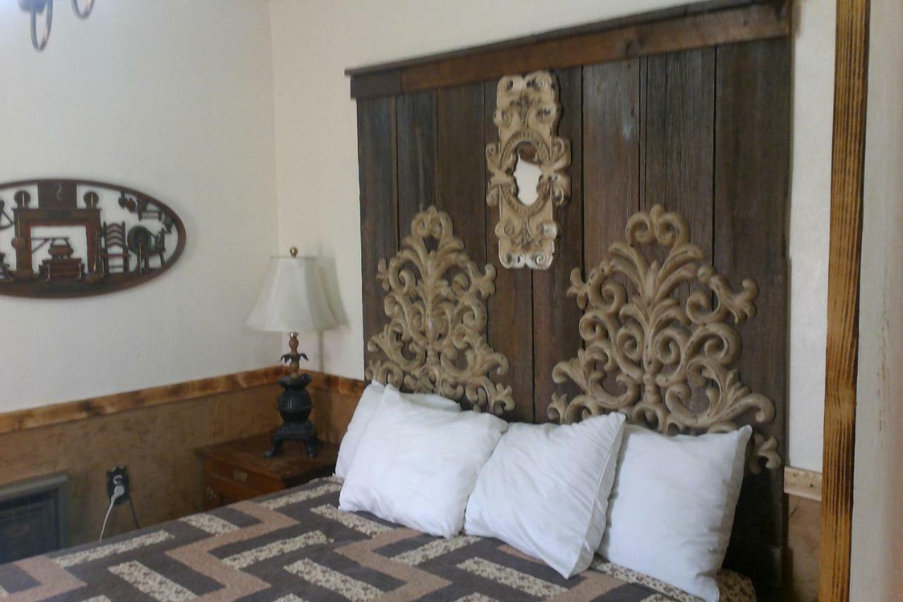 Black Bear Motel Davenport Zewnętrze zdjęcie