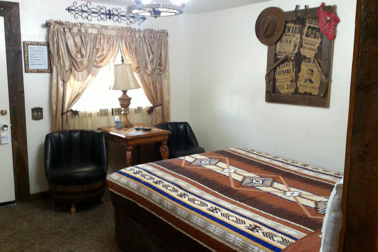 Black Bear Motel Davenport Zewnętrze zdjęcie